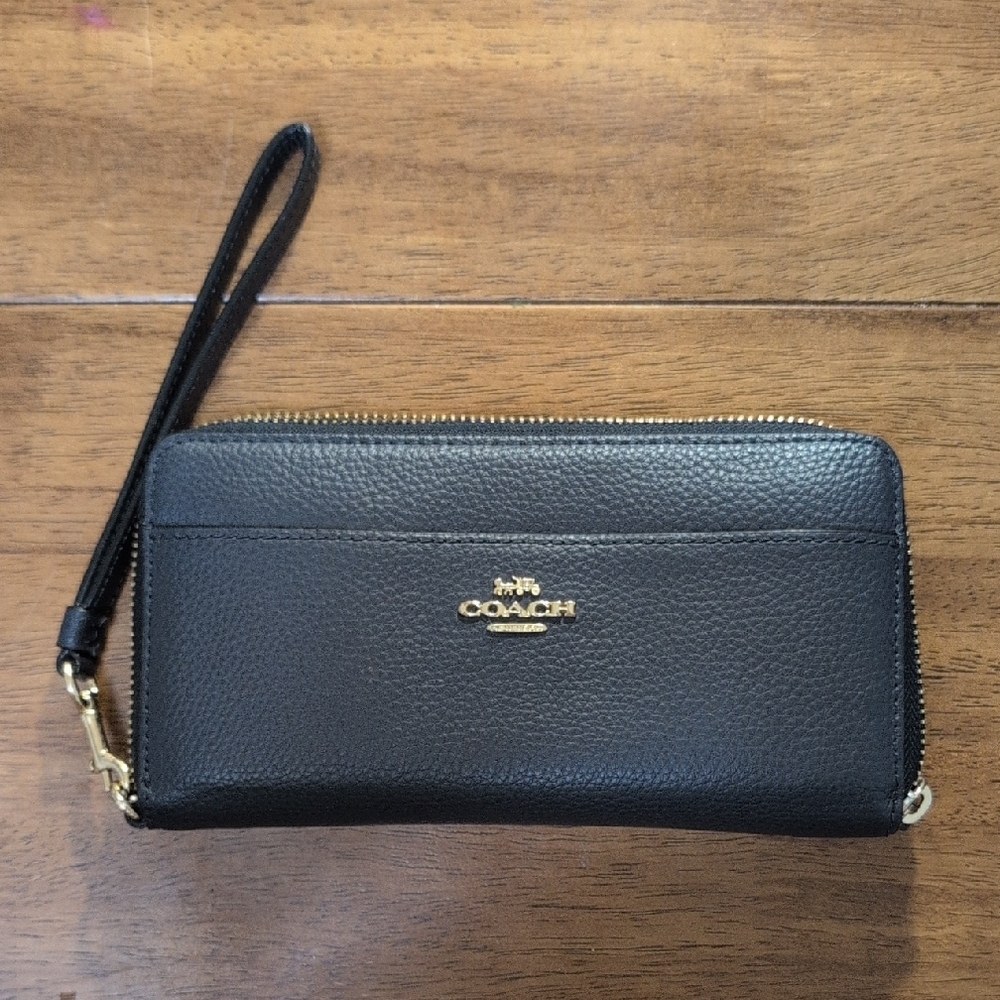 Coach Black Pebbled Leather Wristlet